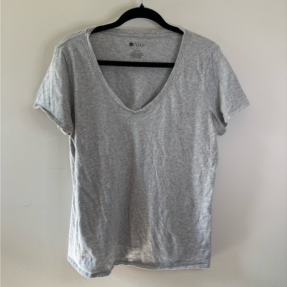 STYLUS Heather Gray V-Neck Short Sleeve Tee - Picture 4 of 5
